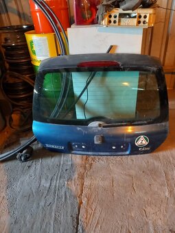 Renault Clio rok 2000 levne dily - 2