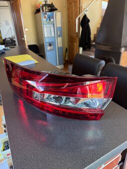 3V5 945 208 - PZ svělo vnější Superb 3 Liftback - 2