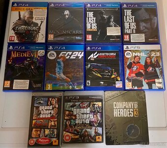 PSP, PS3, PS4, PS5 + nabíjecí stanice PS4 - 2