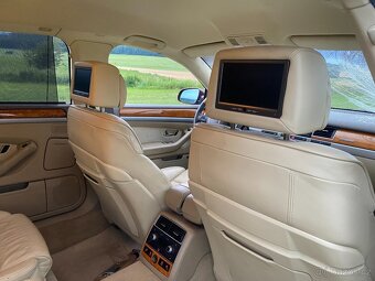AUDI A8 LONG,4,2i,DÍLY NEBO CELÉ,MOTOR FSI TYP BVJ - 2