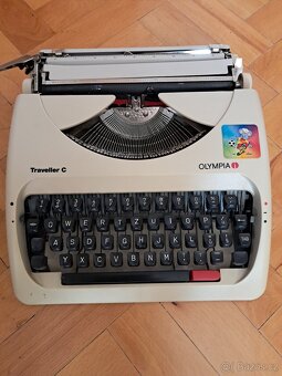Prodám mechanický psací stroj - 2