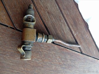 Palivový kohout - 2