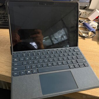 Prodám MICROSOFT Surface Go (MCZ-00004) - 2