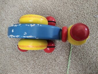 Retro tahací dřevěný šnek - 2