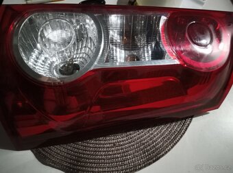 Dacia Logan 2007 PZ světlo - 2