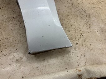 Přední levý blatník Škoda Rapid stříbrná - 2