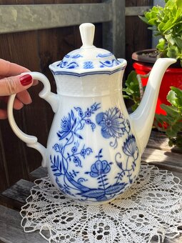 Porcelánová konvice - 2