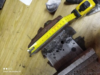 Strojní svěrák 150mm - 2