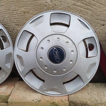 Poklice Ford transit - 2