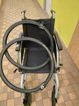 Invalidní vozík - 2