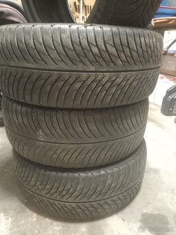 Gumy 235x45x18 - 2