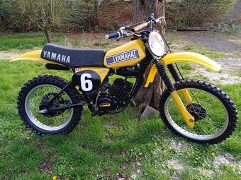 Yamaha YZ 125/Veterán motocross - 2