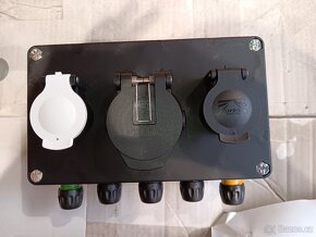 Integrované zásuvky pro připjení 2x7 nebo 1x15 PIN - 2