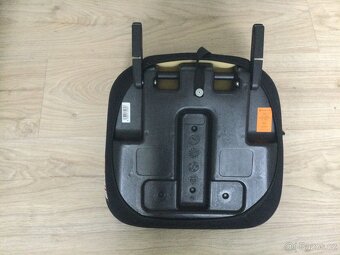 BEBE podsedák isofix - 2