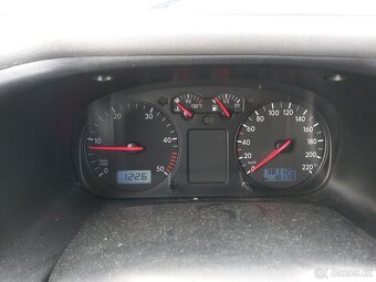 VW Transporter T4 2.5TDI 75KW rv 10/2003 poslední kousek - 2