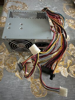 PC zdroj 335 W - 2