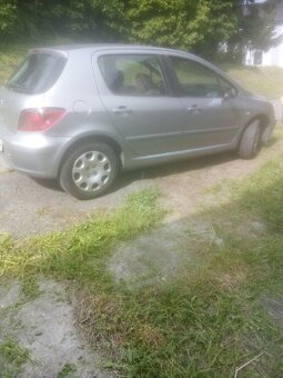 Peugeot - 2