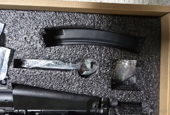 Airsoft MP5 JG-works - 2