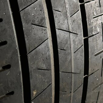Letní pneu 315/30 R22 107Y Pirelli 4mm - 2
