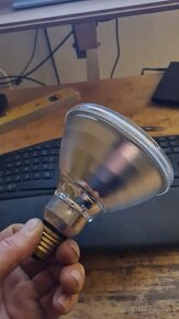 Infra lampa žárovka Philips IR PAR38 175W, PC 280Kč - 2