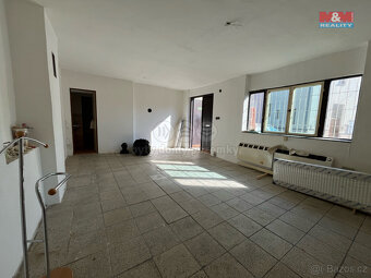 Pronájem skladu/ obchodu Horažďovice, 37 m², ul. Husovo nám. - 2