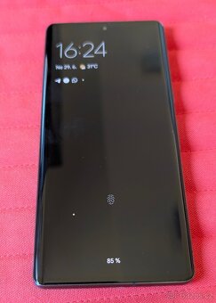 Google Pixel 7 Pro - 128GB, nepoškrábaný+pouzdro - 2