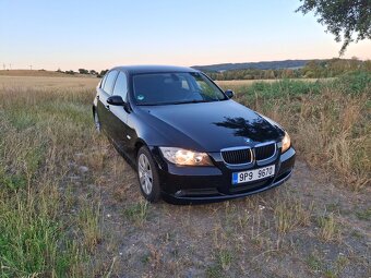 BMW 318 i 2.0 95 kw benzín - 2