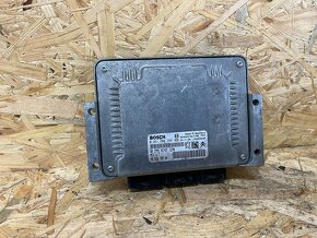 ŘÍDICÍ JEDNOTKA MOTORU 0261208266 - 2