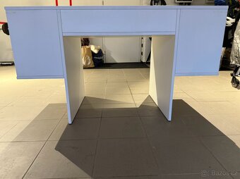 Dětský psací stůl - 2