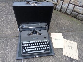 psací stroj - 2