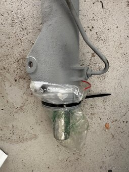 Převodka řízení BMW e91 xdrive - 2