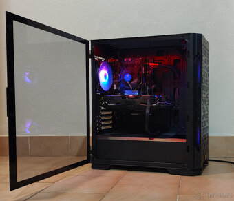 Herní počítač s RX 5700 XT - 2