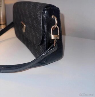 Kabelka Guess - 2