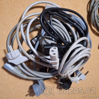 Nápájecí a prodlužovací kabely 230V - 2