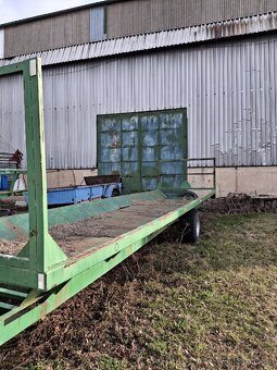 Návěs na balíky - 2