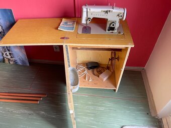 šicí stroj - 2