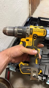 Aku vrtačka Dewalt dcd 796 - 2