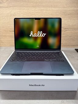 Apple MacBook Air 2022, M2 čip 8GB RAM/256GB SSD - 2