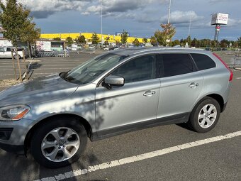VOLVO XC60 T6 SUMMUM AWD, ACC, DYNAUDIO, NAVIGACE, KEYLESS - 2