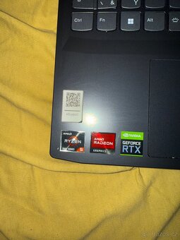 Lenovo IdeaPad Gaming 3 15ARH7 - 2