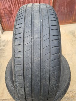 215/65 R17 - 2