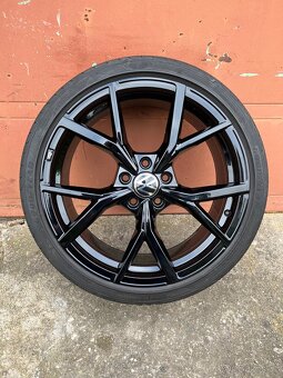 VW Golf 8 R GTI Top stav - 2