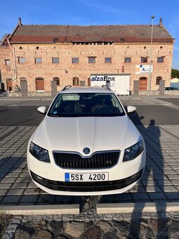 Škodu Octavia Combi III, rok 2014, motor 2.0 TDI 110 kW - 2