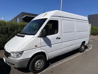 Mercedes-Benz Sprinter 211 - 2