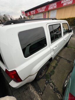 Jeep Patriot 2.2 TDI, rok 2011 NA NÁHRADNÍ DÍLY - 2