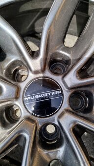 Hliníkové disky Musketier+ pneu Dunlop - 2