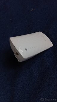 tp-link WiFi extender - 2