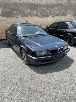 Bmw e38 730i manuál - 2