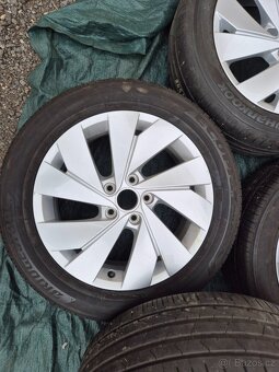 Letní kola Volkswagen Golf Belmont R17 - 2