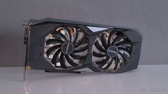 GIGABYTE GeForce GTX 1650 GAMING OC 4 - 2